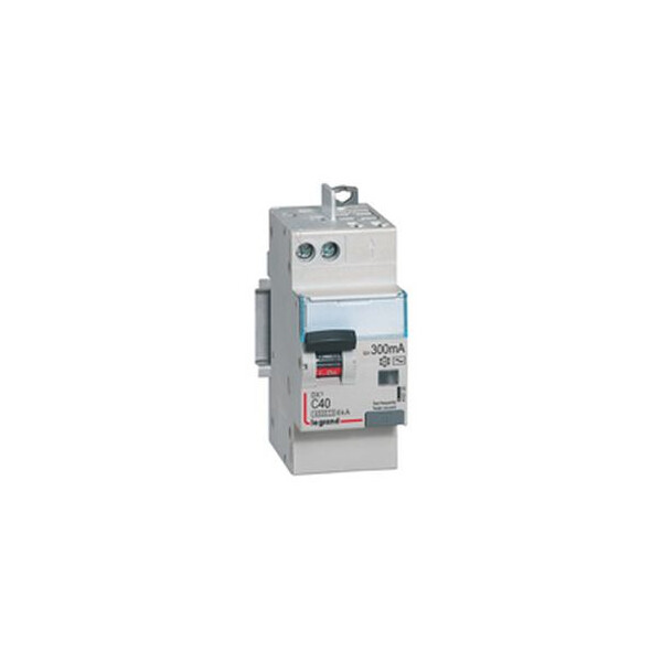 Disjoncteurs différentiels dx³ 4500 - 6 ka courbe c - protection tête de groupe