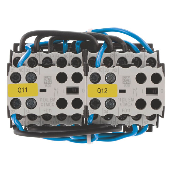 Démarreur-inverseur, 3p, +2f libre, 4kw/400v/ac3 (DIULEM/21/MV-G(24VDC)) - Eaton - 214655