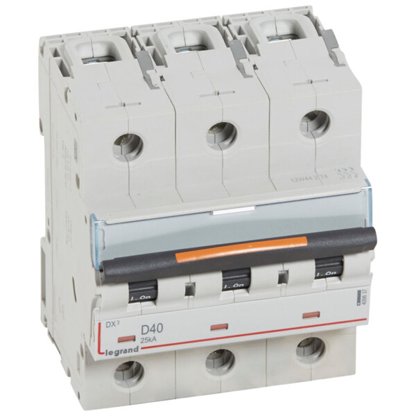 Disjoncteur dx³-vis/vis-3p-400v~-40a-25ka-courbe d-prot.départ-peigne hx³ trad 3p - Legrand - 409837