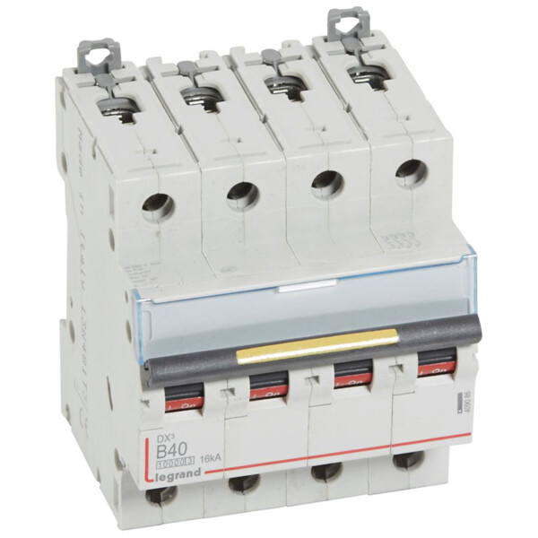 Disjoncteur dx³ 10000-vis/vis-4p-400v~-40a-16ka-courbe b-protect départ - Legrand - 409086