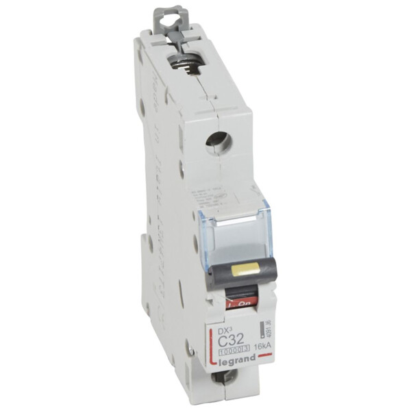 Disjoncteur dx³ 10000-vis/vis-1p-230/400v~-32a-16ka-courbe c-protect départ - Legrand - 409136