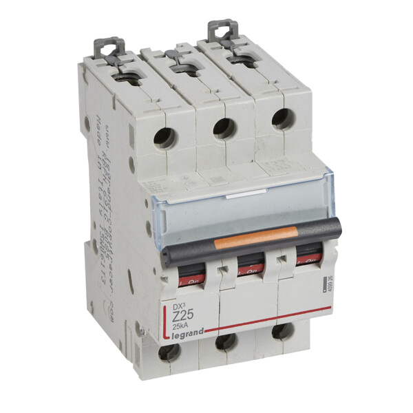 Disjoncteur dx³ 25 ka - courbe z - 3p 400v~- 25 a - vis/vis - 3 modules - Legrand - 409926