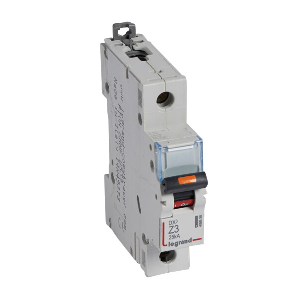 Disjoncteur dx³ 25 ka - courbe z - 1p 230/400v~- 3 a - vis/vis - 1 module - Legrand - 409898