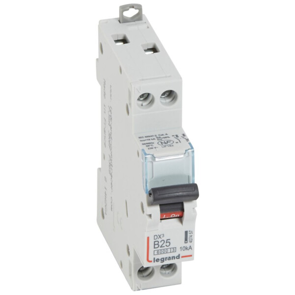 Disjoncteur dx³ 6000 -vis/vis- u+n - 230v~ -25a-10ka - courbe b - protect départ - Legrand - 407457