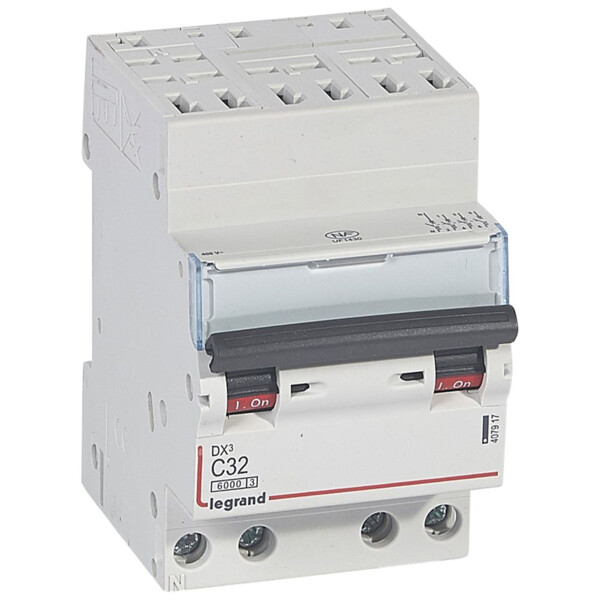 Disjoncteur dx³ 6000 -auto/vis- 4p- 400v~-32a-10ka-courbec-départ-peigne hx³ opti 4p - Legrand - 407917