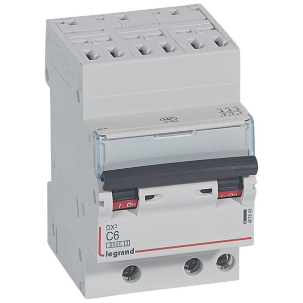 Disjoncteur dx³ 6000 -auto/vis- 3p- 400v~-6a-10ka-courbec-départ-peigne hx³ opti 4p - Legrand - 407843