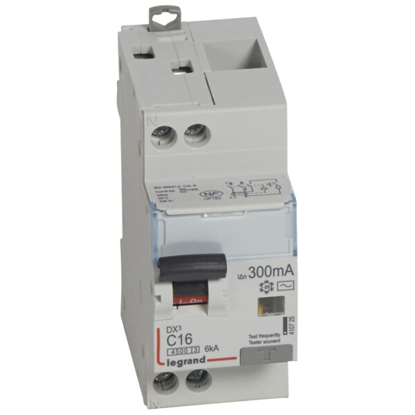 Disjoncteur différentiel dx³ 4500-vis/vis-u+n 230v~ 16a-typeac-300ma-6ka-courbe c-départ - Legrand - 410725