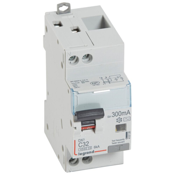 Disjoncteur différentiel dx³ 4500-vis/vis-u+n 230v~ 32a-typeac-300ma-6ka-courbe c-départ - Legrand - 410728