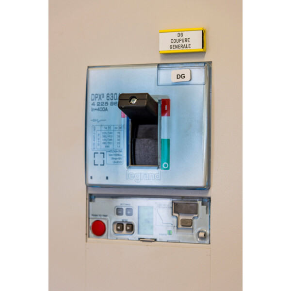 Disjoncteur de branchement version erdf dpx³ 400 ab - 400 a - sans mesure intégrée - Legrand - 422596