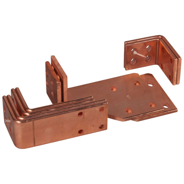 Barre pliée/percée vx³ - pour raccdt amont des dmx³ - pour arrivée scp 3200 a - Legrand - 404303