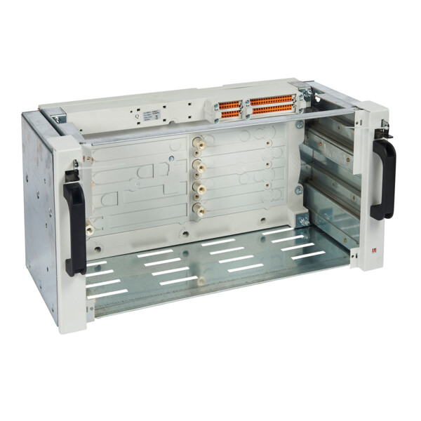 Base vx³ is 333 - 4p - dpx 630 sans diff - Legrand - 404647