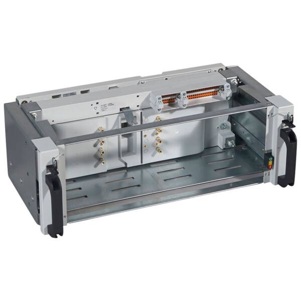 Base vx³ is 333 - 4p - dpx³ 160 avec diff - Legrand - 404651