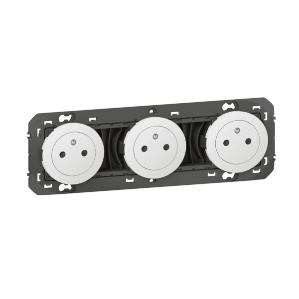 Triple prise de courant 2P+T blanc Legrand Dooxie surface précâblées 16A - Legrand - 600333