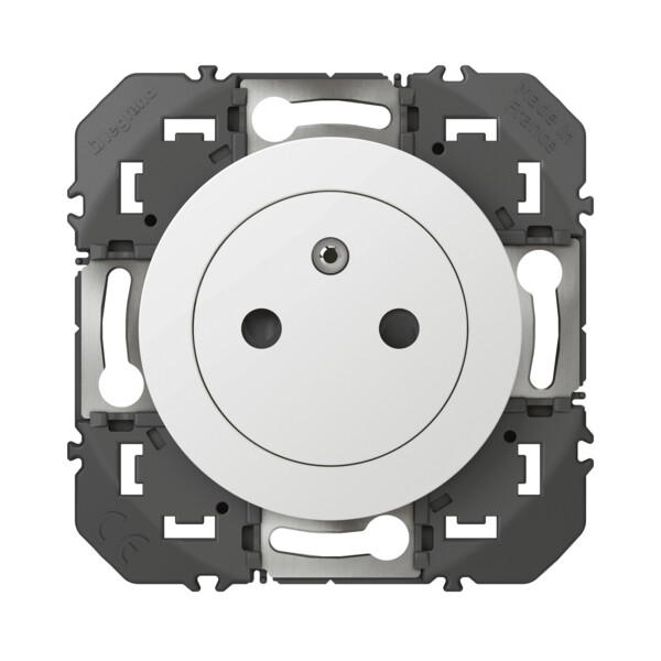 Prise de courant 2P+T blanc Legrand Dooxie surface 16A - Legrand - 600335