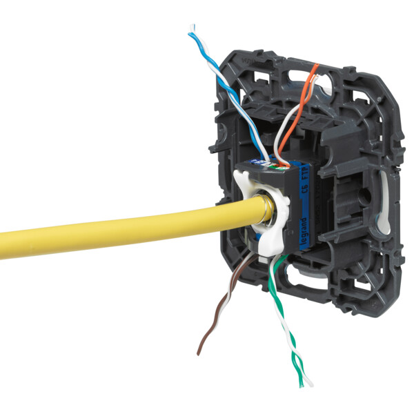 Prise RJ45 blanc Legrand Dooxie cat6 STP blindée - Legrand - 600375