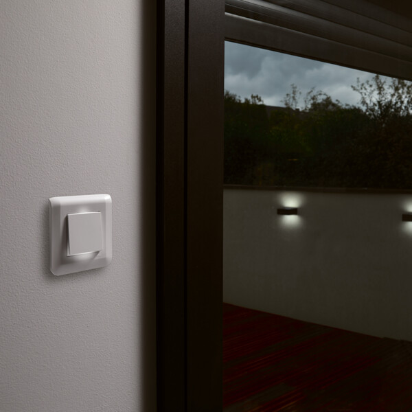 Plaque de Finition Blanc pour 2 Modules Mosaic Legrand EU (NF 078802L) - Legrand - 277802L
