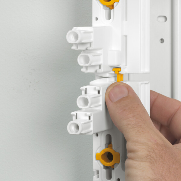 Tableau électrique Legrand Drivia 3 rangées 18 modules IP30 IK05 blanc RAL 9003 - Legrand - 401223