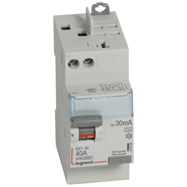 Interrupteur différentiel DX3 - id - vis/auto - 2p - 230v~ - 40a - type a - 30ma - départ haut - Legrand - 411638