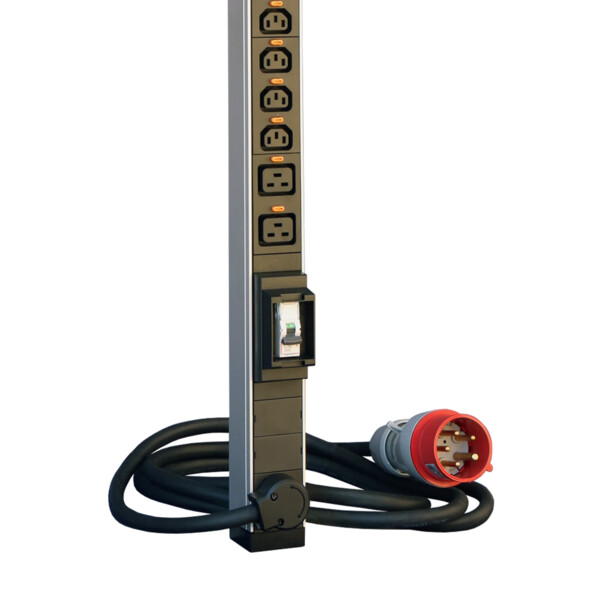 PDU standard triphasé Zéro-U LCS³ avec 18xC13 et 6xC19 verrouillables et cordon d'alimentation 3m avec fiche 3P+T+N - Legrand - 646870