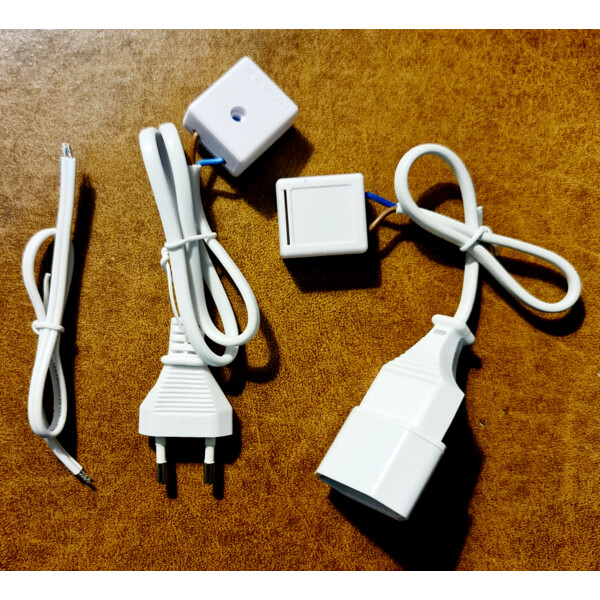 Câble électrique invisible Magic Elek 230V/16A avec les adaptateurs prises mâle et femelle  - Magic Elek - MKPO2M