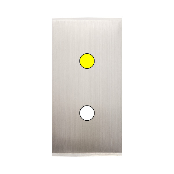 Façade étroite confidence laiton nickel satiné 1 bouton push à led - Modelec - 116418M