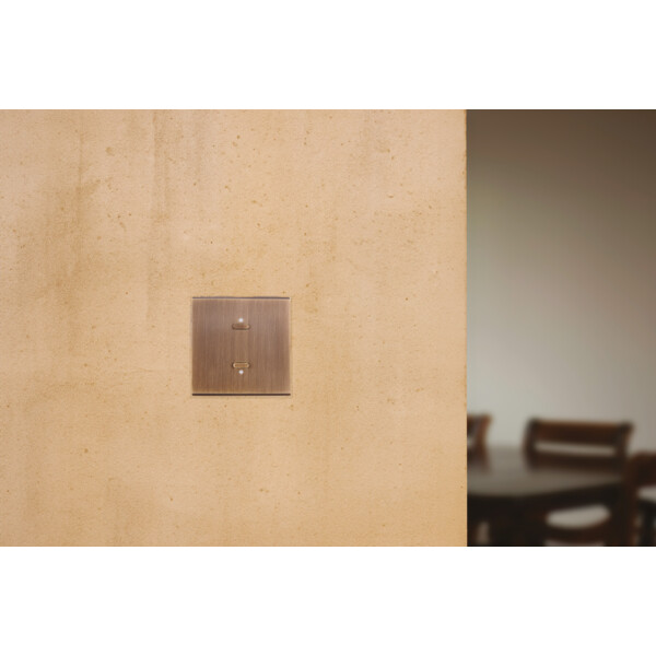 Façade confidence laiton vieux bronze simple knx 2 boutons magnétique - Modelec - 702417M