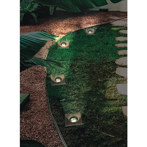 Spot tulip carré enterr. gu10/5w/3000k/350lm/dim.120x120/inoxSpot Carré Inox Enterré GU10 5 W 3000 K 350 lm 120 x 120 mm TULIP Arlux - Arlux - 500147