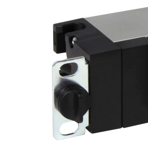 Pdu 19'' 1 u lcs² - 9x2p+t - cordon 3 m avec fiche 2p+t 16 a - Legrand - 646810