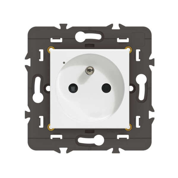 Prise de courant Connectée Mosaic With Netatmo 16A avec Suivi de Consommation - Compatible App Home + Control - Legrand - 077711LA