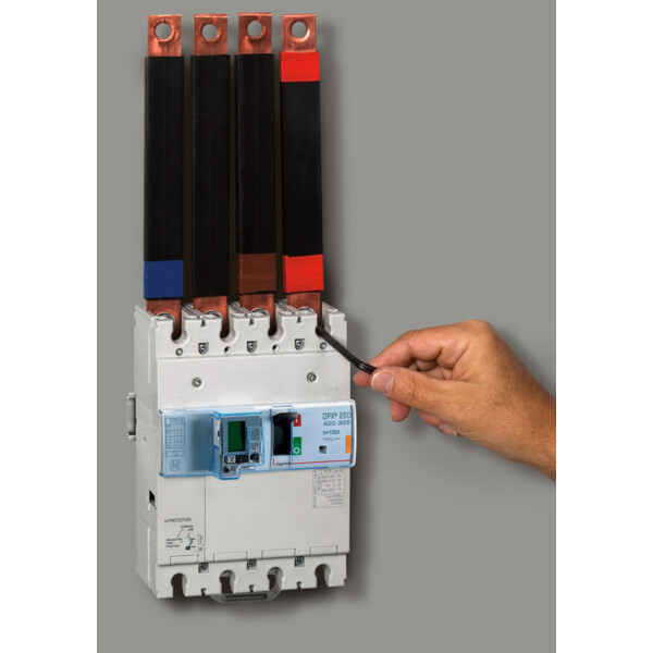Disjoncteur de puissance dpx³ 250 - électronique différentiel - 25 kA - 4p - 100 A - Legrand - 420325