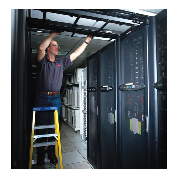 Extension de garantie 2 ans pour un onduleur Easy UPS 3S Pro 10 - 15kVA - Schneider Electric - WOE2YR-EZP-15