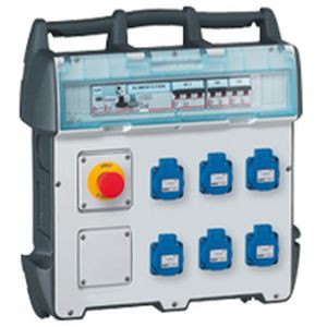 Equipé de 6 prises