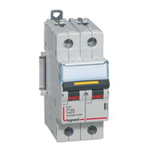 Disj dx³ 10000 - vis/vis - courant continu - 1a - courbe c - protect départ