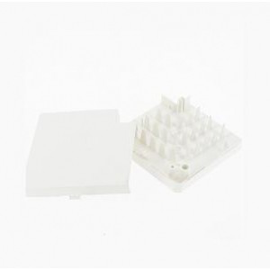 Angle de moulure Planet Wattohm 2 plaques 9,6x9,6cm avec encoche 2x2cm