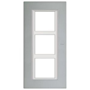Plaque Mercure Axolute Bticino - 3 x 2 modules entraxe 57