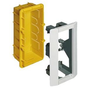 Kit d'encastrement pour poste intérieur audio Pivot