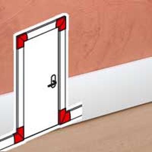 Angle plat Legrand Céliane pour moulure 50x18mm bas de porte finition plâtre 