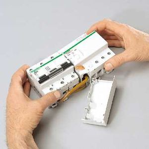 Schneider electric 18349 disjoncteur c120n 3p 80a courbe b 10000a