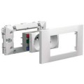 Schneider Electric Optiline 70 - Support D'Appareillage 45 X 45 avec 1 Prise Double à 45°