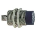 détecteur inductif XS2 cylindrique M30 Sn 15 mm connecteur ½