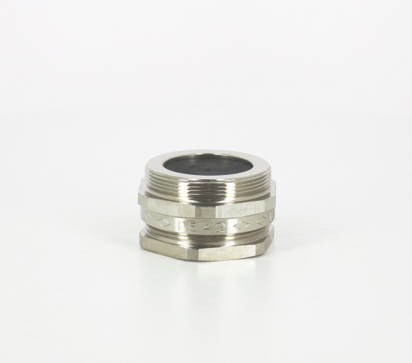 Presse-Étoupe BLM PG 42 avec une bague operculée – en Laiton Nickelé – 30 à 37 mm