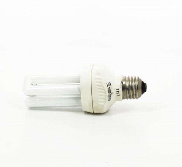 Ampoule fluocompacte E27 Sylvania Mini-Lynx 15W 827 900lm 