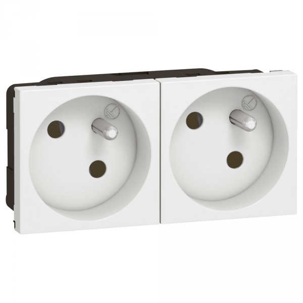 Prise électrique multisupport Legrand Mosaic - 2x2P+T à 45° - bornes auto - 4 mod - blanc