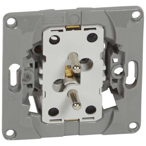 prise de courant legrand niloe