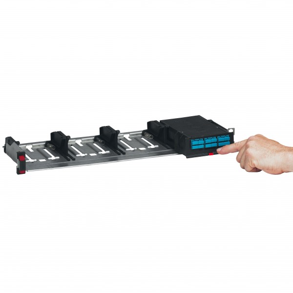 Legrand - panneau modulaire 19 lcs³ - prof. 190mm - 1 u - à équiper"