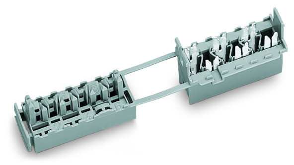 Connecteur femelle à raccordement par perçage d'isolant