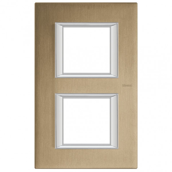Plaque Axolute Bticino Titane - 2 x 2 modules entraxe 71 V