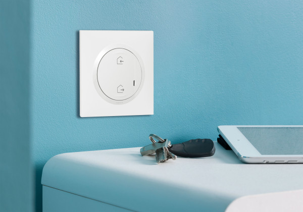 Commande sans fil Dooxie With Netatmo blanc pour scènes de vie connectée 