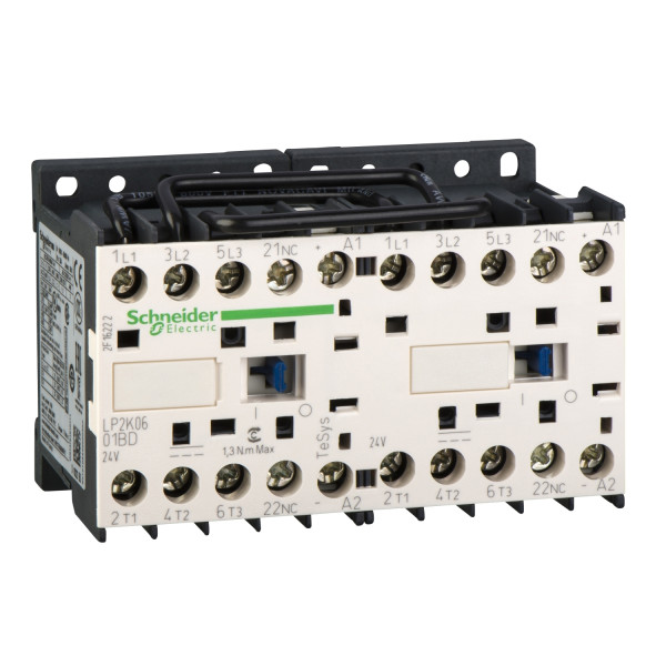 Schneider Electric Invérseur 3P+O Vis 24V Dc