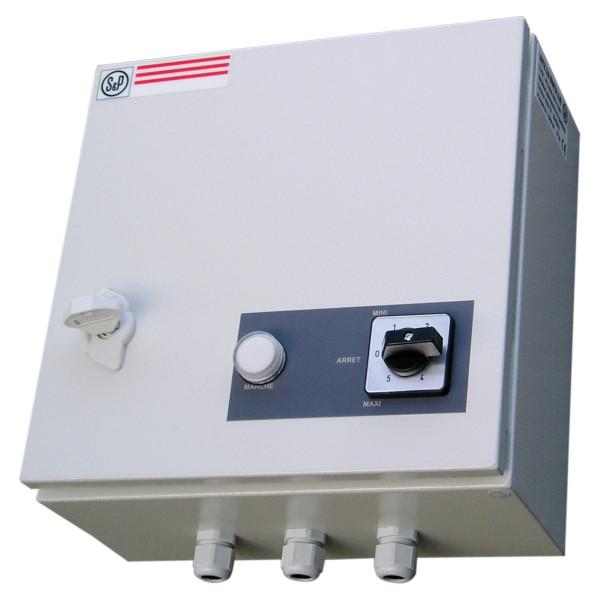AUTOTRANSFORMATEUR IP55 TRIPHASE 2 5A. (RMTA 2,5)
